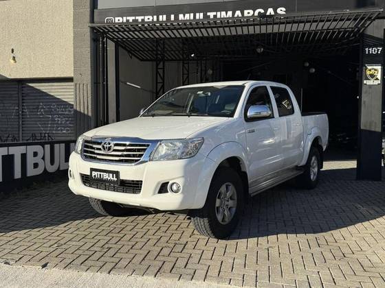 TOYOTA HILUX 2.7 SR 4X2 CD 16V FLEX 4P AUTOMÁTICO TOYOTA HILUX 2.7 SR 4X2 CD 16V FLEX 4P AUTOMÁTICO